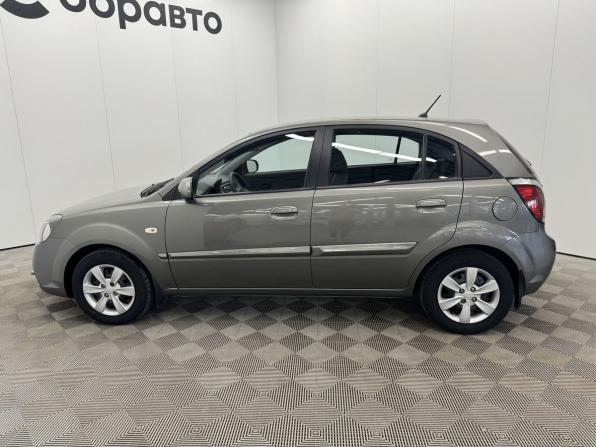 Kia Rio II Рестайлинг с пробегом 2010 года, цена 890 000 рублей, 36012 км, хэтчбек, Автокод Объявления