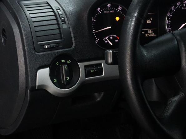 Skoda Octavia II (A5) Рестайлинг с пробегом 2010 года, цена 699 000 рублей, 305500 км, лифтбек, Автокод Объявления