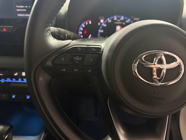 Toyota Yaris Cross I с пробегом 2021 года, цена 1 990 000 рублей, 93082 км, внедорожник, Автокод Объявления