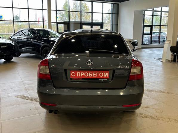 Skoda Octavia II (A5) Рестайлинг с пробегом 2009 года, цена 749 000 рублей, 196000 км, лифтбек, Автокод Объявления
