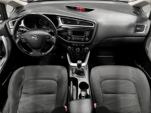 Kia Ceed II Рестайлинг с пробегом 2017 года, цена 1 195 000 рублей, 130849 км, хэтчбек, Автокод Объявления