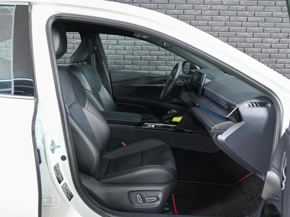 Toyota Camry IX (XV80) China Market с пробегом 2026 года, цена 4 330 000 рублей, 41 км, седан, Автокод Объявления