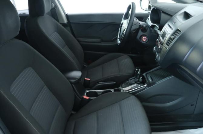 Kia Cerato III Рестайлинг (Classic) с пробегом 2017 года, цена 1 399 000 рублей, 170000 км, седан, Автокод Объявления