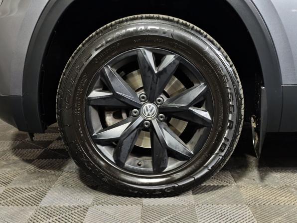 Volkswagen Teramont I с пробегом 2018 года, цена 2 443 000 рублей, 230932 км, внедорожник, Автокод Объявления