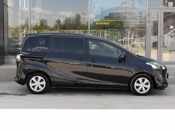 Toyota Sienta II Рестайлинг с пробегом 2019 года, цена 1 470 000 рублей, 125993 км, компактвэн, Автокод Объявления