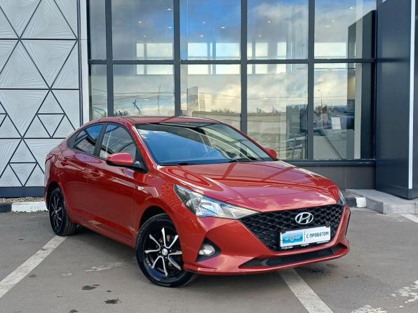 Hyundai Solaris II Рестайлинг с пробегом 2021 года, цена 1 639 000 рублей, 45893 км, седан, Автокод Объявления