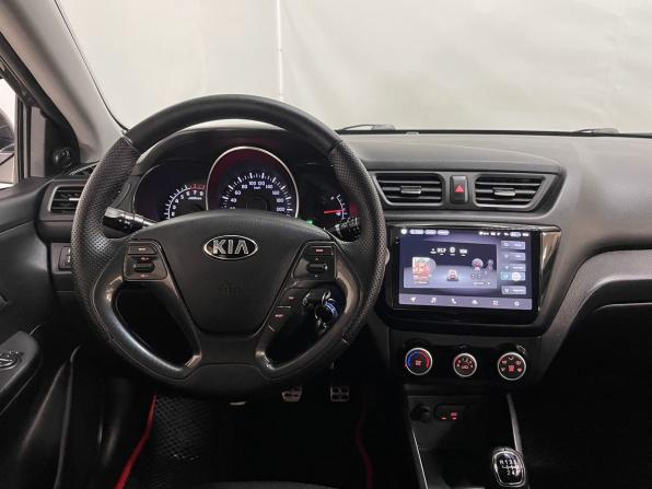 Kia Rio III Рестайлинг с пробегом 2015 года, цена 1 020 000 рублей, 119986 км, седан, Автокод Объявления