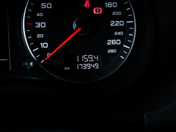 Audi A3 II (8P) Рестайлинг 2 с пробегом 2010 года, цена 750 000 рублей, 173940 км, хэтчбек, Автокод Объявления