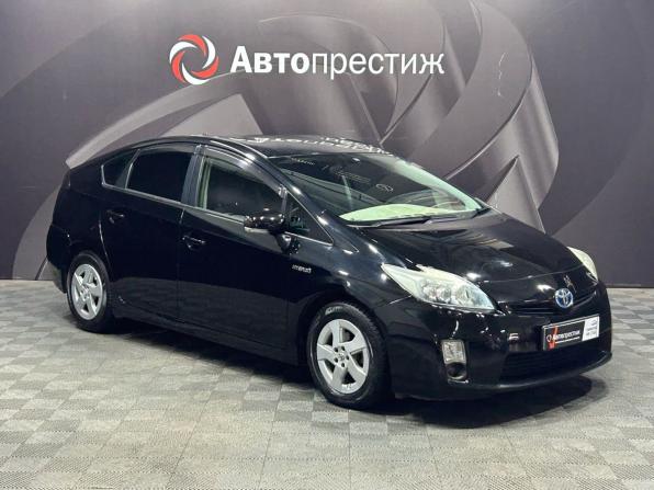Toyota Prius III (XW30) с пробегом 2011 года, цена 1 100 000 рублей, 223000 км, лифтбек, Автокод Объявления