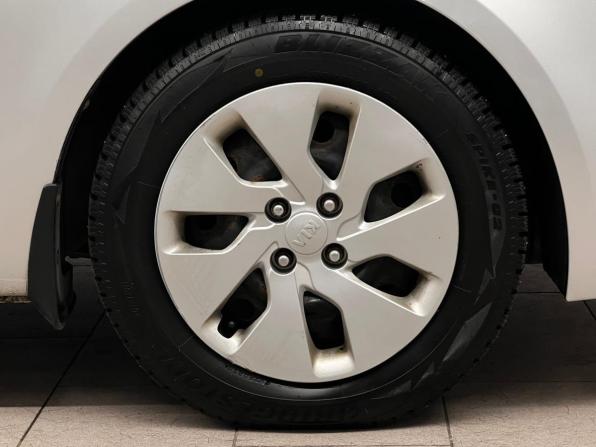 Kia Rio III Рестайлинг с пробегом 2015 года, цена 985 000 рублей, 159046 км, седан, Автокод Объявления