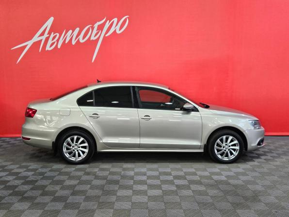 Volkswagen Jetta VI с пробегом 2012 года, цена 899 000 рублей, 186000 км, седан, Автокод Объявления