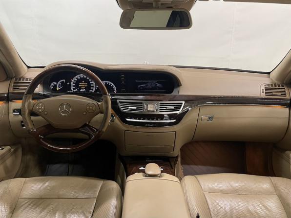 Mercedes-Benz S-Класс V (W221) Рестайлинг с пробегом 2011 года, цена 1 280 000 рублей, 284267 км, седан, Автокод Объявления