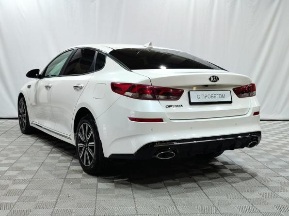 Kia Optima IV Рестайлинг с пробегом 2018 года, цена 1 800 000 рублей, 203000 км, седан, Автокод Объявления