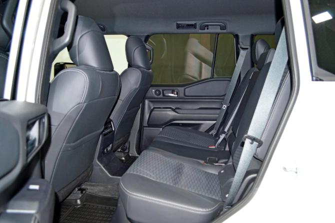 Toyota Land Cruiser Prado 250 Series с пробегом 2024 года, цена 10 949 000 рублей, 4550 км, внедорожник, Автокод Объявления