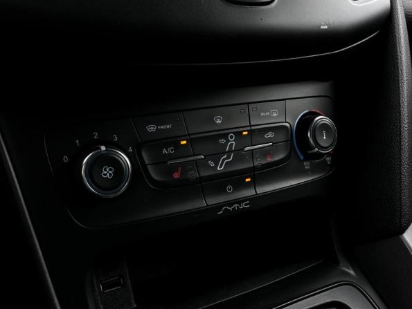 Ford Focus III Рестайлинг с пробегом 2017 года, цена 1 075 000 рублей, 133202 км, хэтчбек, Автокод Объявления