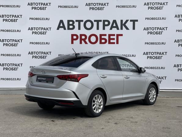 Hyundai Solaris II с пробегом 2020 года, цена 1 398 000 рублей, 60186 км, седан, Автокод Объявления