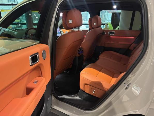 Новый Li Auto (Lixiang) L6 2025 года, цена 8 290 000 рублей, внедорожник, Автокод Объявления
