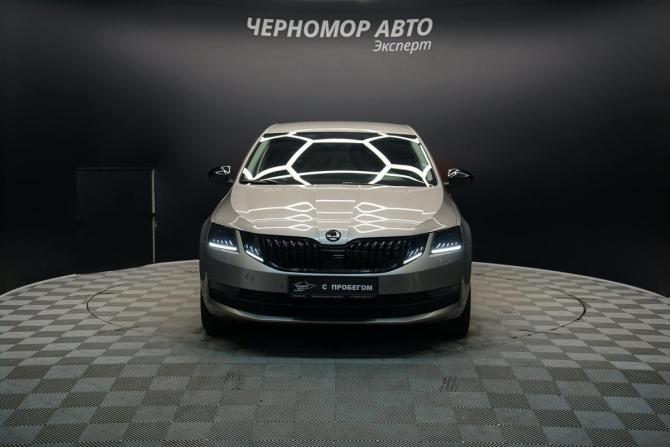Skoda Octavia III (A7) Рестайлинг с пробегом 2019 года, цена 2 250 000 рублей, 196609 км, лифтбек, Автокод Объявления