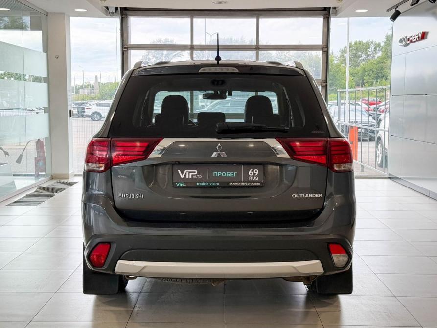Mitsubishi Outlander III Рестайлинг 2 Тверь  - изображение 5