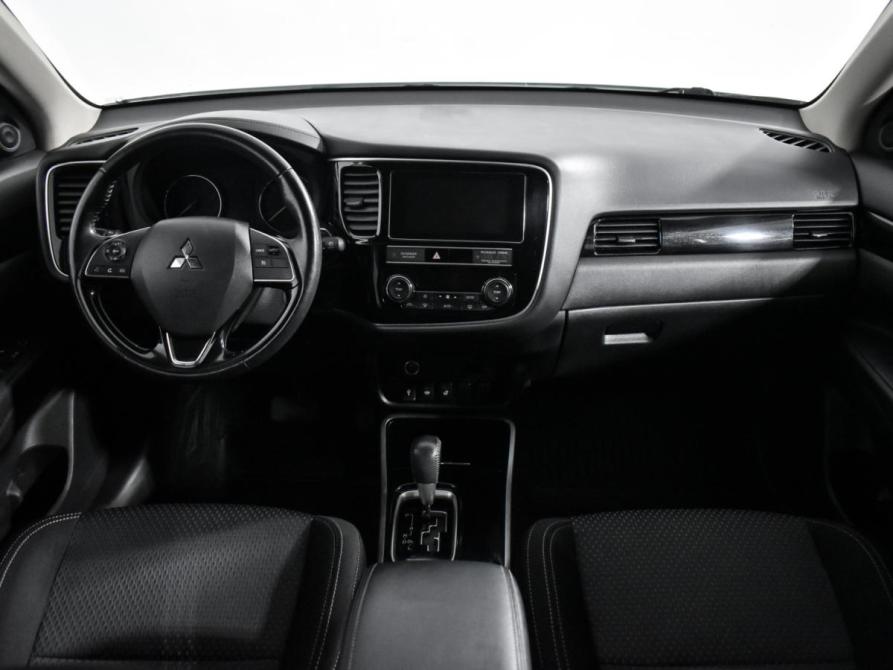 Mitsubishi Outlander III Рестайлинг 3 Санкт-Петербург  - изображение 14