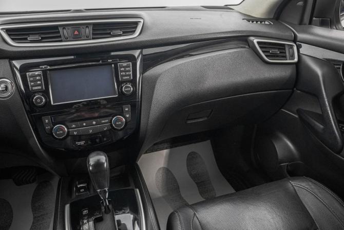 Nissan Qashqai II с пробегом 2014 года, цена 1 649 000 рублей, 215000 км, внедорожник, Автокод Объявления