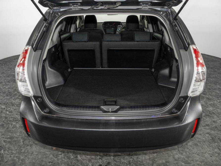 Toyota Prius Alpha I (ZVW40/41) Рестайлинг Иркутск  - изображение 18