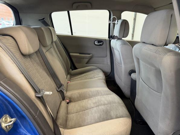 Renault Megane II Рестайлинг с пробегом 2006 года, цена 325 000 рублей, 181250 км, хэтчбек, Автокод Объявления