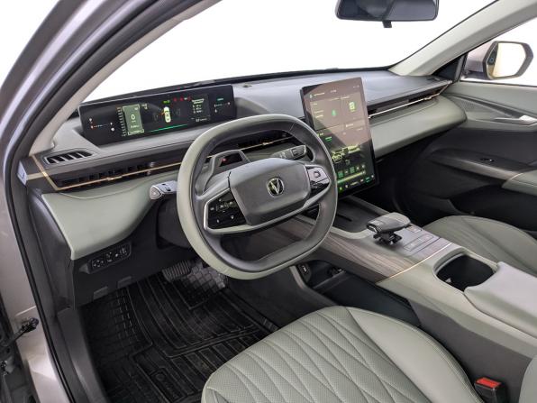 Changan Lamore с пробегом 2023 года, цена 1 970 000 рублей, 21400 км, седан, Автокод Объявления