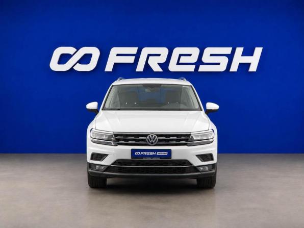 Volkswagen Tiguan II с пробегом 2018 года, цена 2 389 000 рублей, 114630 км, внедорожник, Автокод Объявления