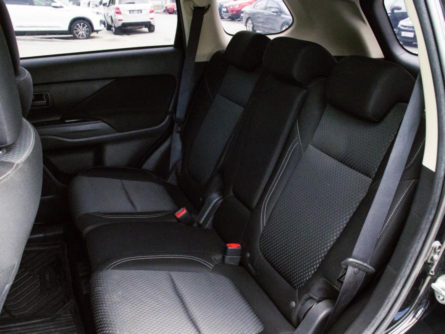 Mitsubishi Outlander III Рестайлинг 3 Екатеринбург  - изображение 16
