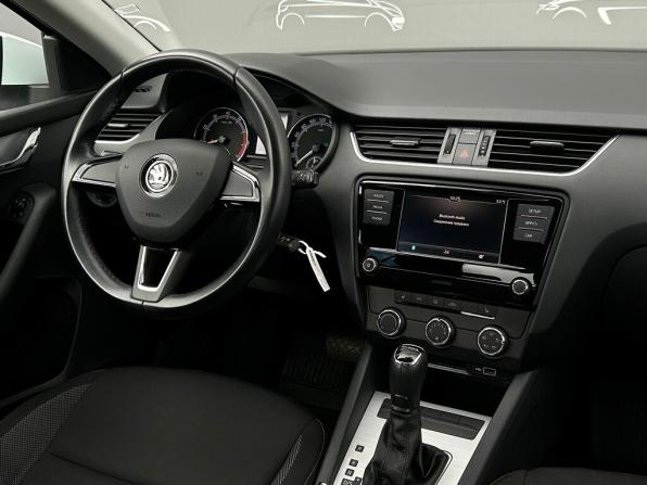 Skoda Octavia III (A7) Рестайлинг с пробегом 2019 года, цена 1 788 200 рублей, 77485 км, лифтбек, Автокод Объявления