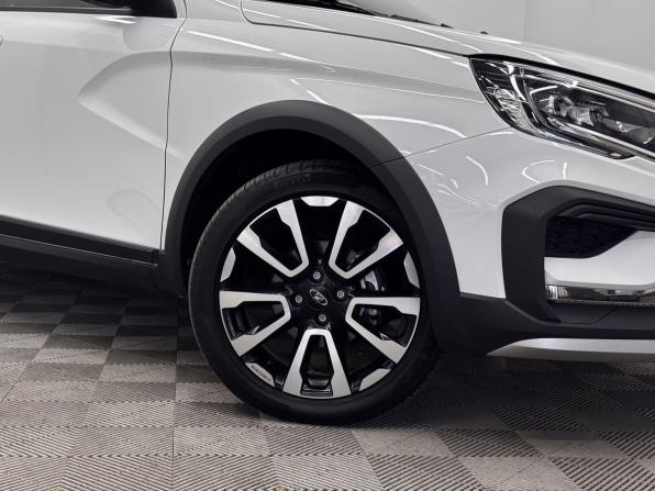 Lada (ВАЗ) Vesta I Рестайлинг (NG) с пробегом 2024 года, цена 1 590 000 рублей, 4535 км, универсал, Автокод Объявления