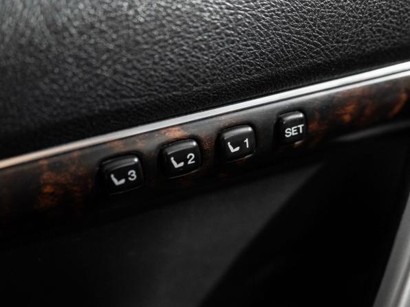 Toyota Land Cruiser 200 Series Рестайлинг 1 с пробегом 2012 года, цена 4 134 000 рублей, 123976 км, внедорожник, Автокод Объявления