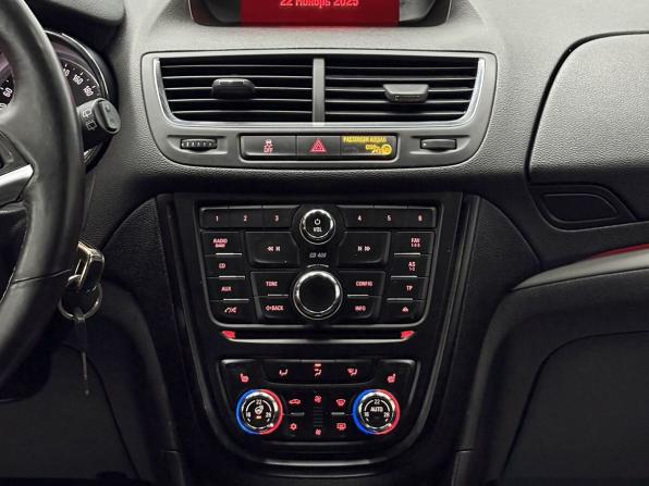 Opel Mokka I с пробегом 2013 года, цена 1 499 000 рублей, 68208 км, внедорожник, Автокод Объявления