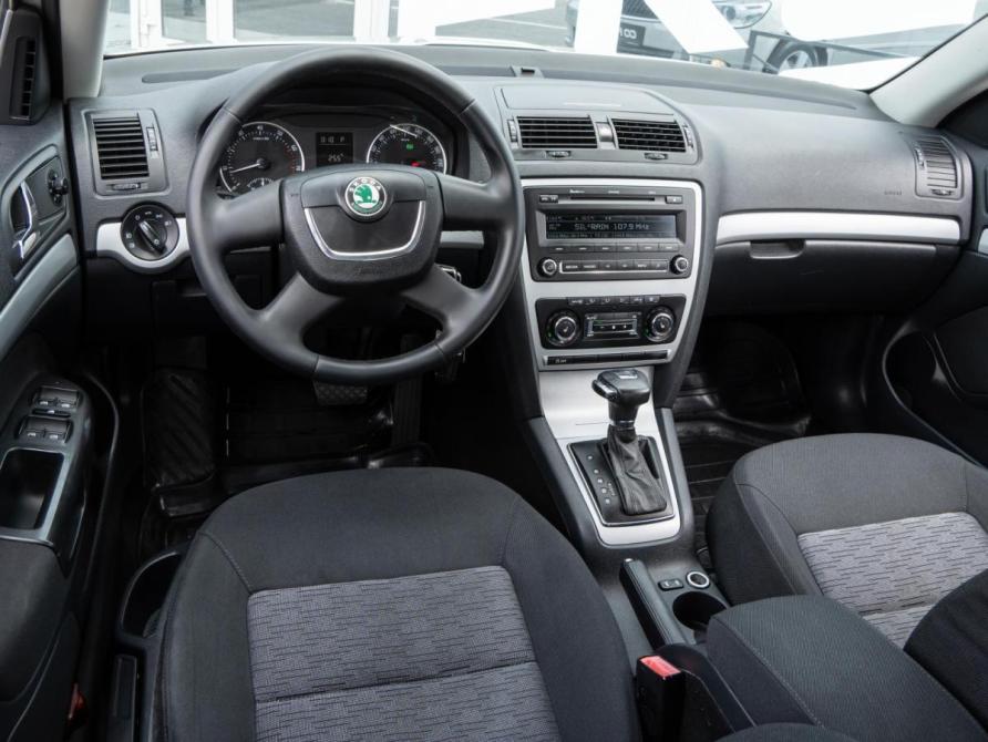 Skoda Octavia II (A5) Рестайлинг Волгоград  - изображение 6