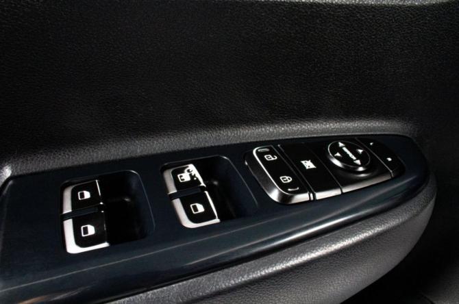 Kia Rio IV Рестайлинг с пробегом 2021 года, цена 1 249 000 рублей, 123000 км, седан, Автокод Объявления