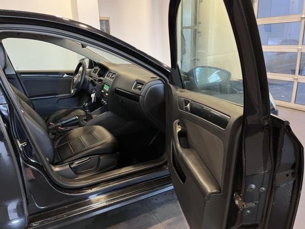 Volkswagen Jetta VI с пробегом 2012 года, цена 1 000 000 рублей, 107564 км, седан, Автокод Объявления