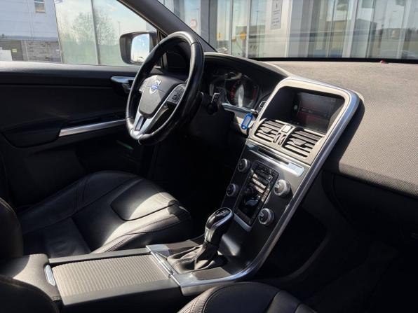 Volvo XC60 I Рестайлинг с пробегом 2015 года, цена 1 620 000 рублей, 205600 км, внедорожник, Автокод Объявления