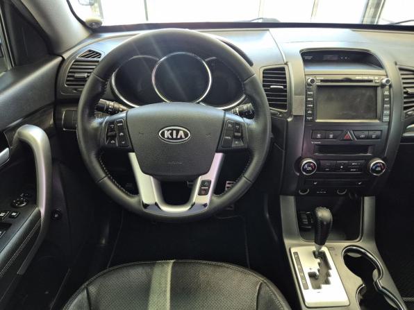 Kia Sorento II с пробегом 2011 года, цена 1 449 000 рублей, 290426 км, внедорожник, Автокод Объявления