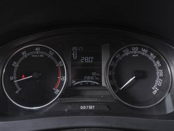 Skoda Rapid I Рестайлинг с пробегом 2018 года, цена 1 199 000 рублей, 258367 км, лифтбек, Автокод Объявления