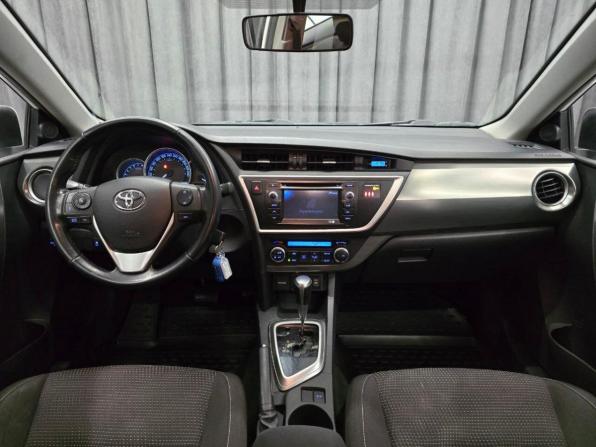 Toyota Auris II с пробегом 2013 года, цена 1 075 000 рублей, 150000 км, хэтчбек, Автокод Объявления