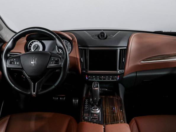 Maserati Levante I Рестайлинг с пробегом 2021 года, цена 8 000 000 рублей, 29715 км, внедорожник, Автокод Объявления