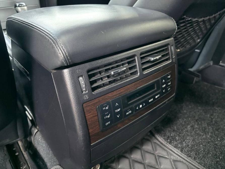 Toyota Land Cruiser 200 Series Рестайлинг 2 Ростов-на-Дону  - изображение 18