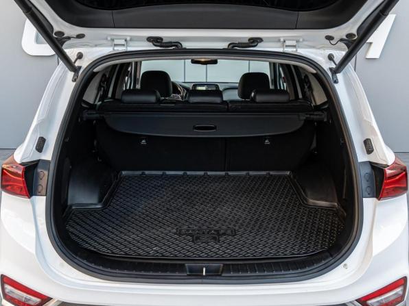 Hyundai Santa Fe IV с пробегом 2019 года, цена 3 250 000 рублей, 120290 км, внедорожник, Автокод Объявления