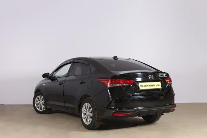 Hyundai Solaris II с пробегом 2020 года, цена 1 299 000 рублей, 348467 км, седан, Автокод Объявления