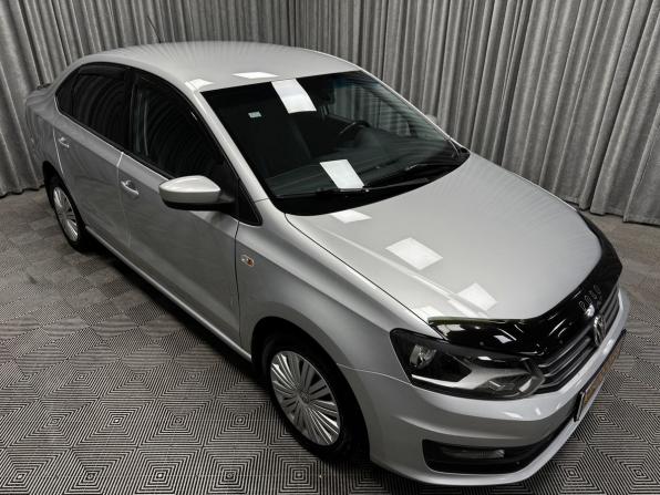 Volkswagen Polo V Рестайлинг с пробегом 2016 года, цена 999 000 рублей, 164133 км, седан, Автокод Объявления