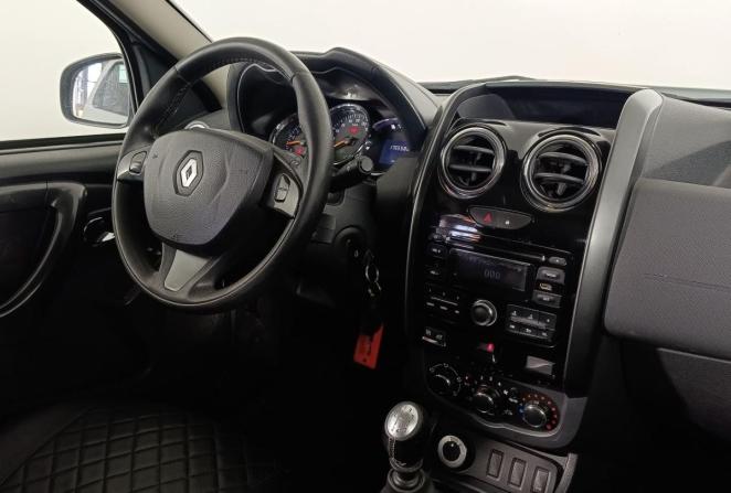 Renault Duster I Рестайлинг с пробегом 2015 года, цена 1 060 000 рублей, 175495 км, внедорожник, Автокод Объявления