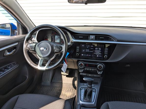 Kia Rio IV Рестайлинг с пробегом 2021 года, цена 1 839 000 рублей, 77299 км, хэтчбек, Автокод Объявления