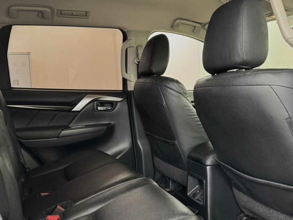 Mitsubishi Pajero Sport III с пробегом 2018 года, цена 2 895 000 рублей, 172045 км, внедорожник, Автокод Объявления