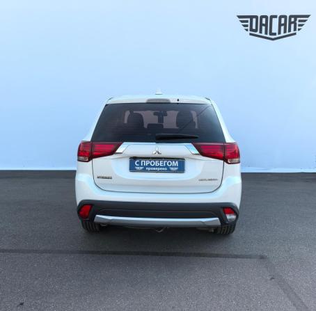 Mitsubishi Outlander III Рестайлинг 2 с пробегом 2018 года, цена 1 350 000 рублей, 240000 км, внедорожник, Автокод Объявления